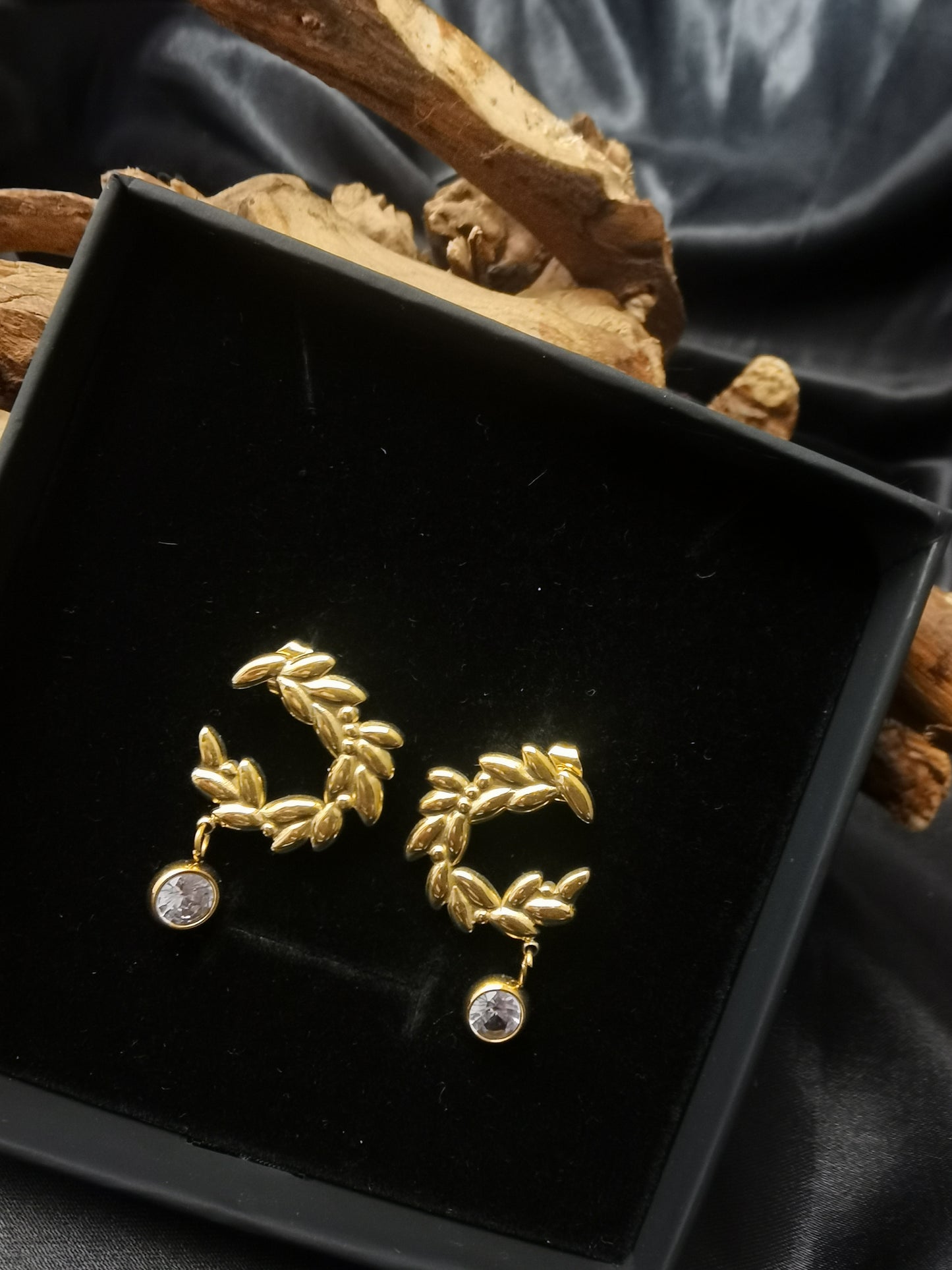 Weizenähren-Ohrringe mit Zirkonia, 18 Karat vergoldeter Titanstahl GMJE010