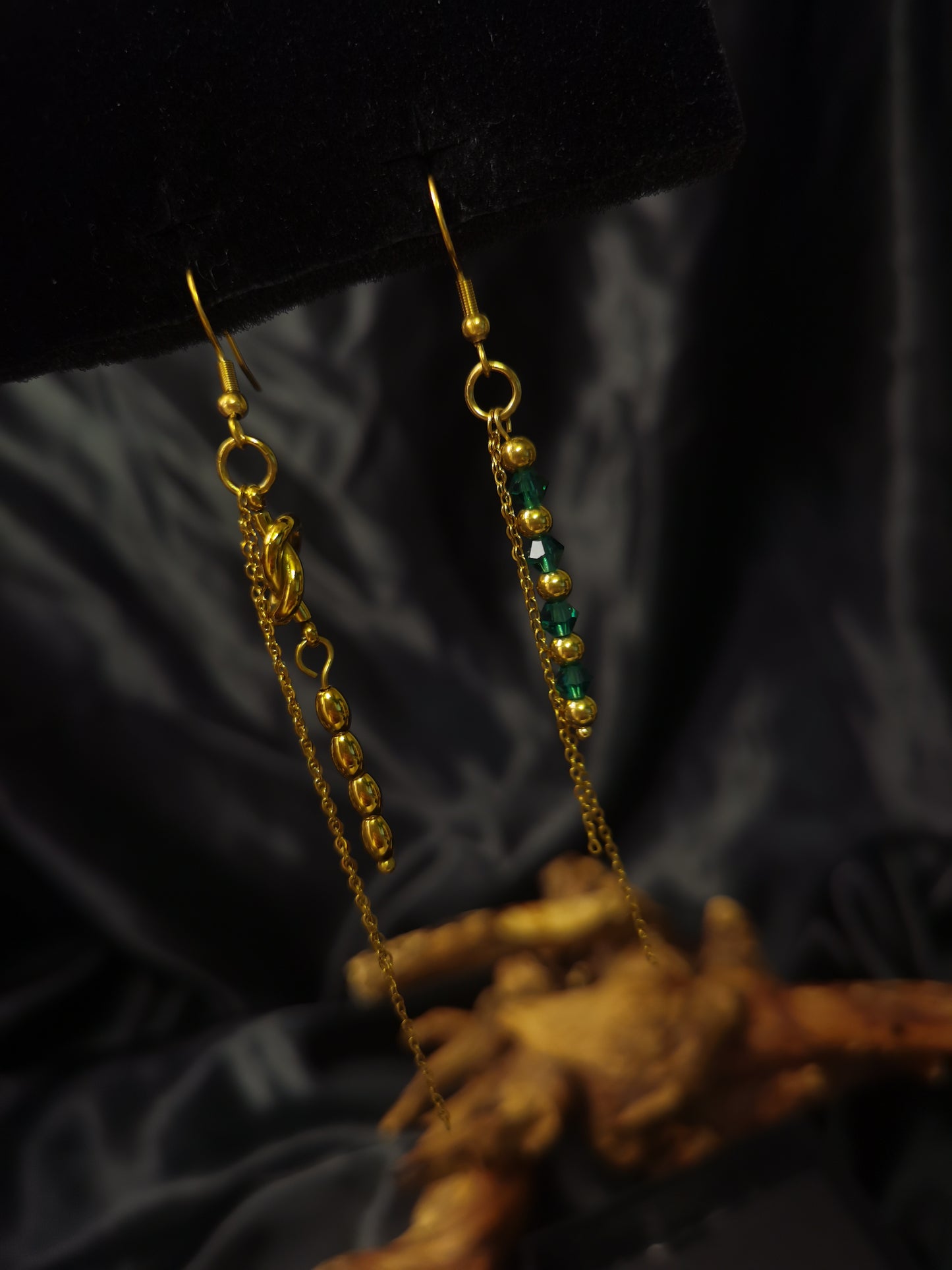Ohrhaken Einfädler Ohrringe 18k vergoldet Titan Stahl Knoten Zirkon Stab GMJE045