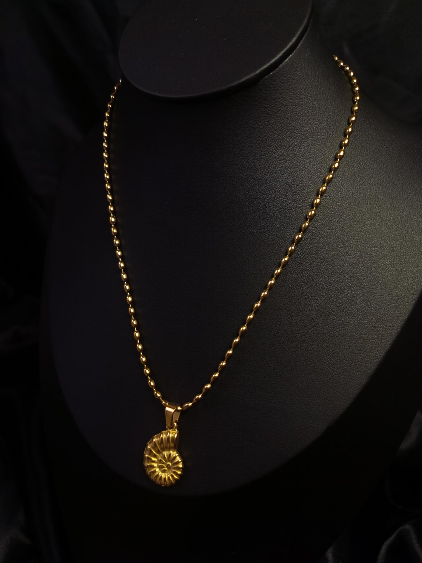 Shell Necklace 18k gold-plated Titanium Steel Beaded chain Trendy Jewelry 2025 GMJN015