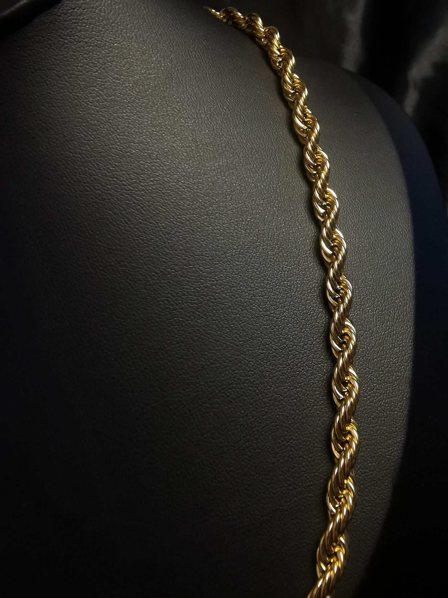 Chunky Necklace 18k gold-plated Titanium Steel Rope chain Trendy Jewelry 2025 GMJN032