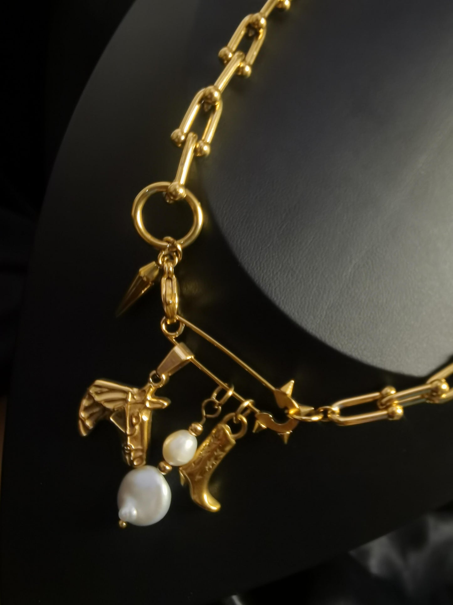 Cowboy Necklace 18k gold-plated Titanium Steel horseshoe chain Trendy Jewelry 2025 GMJN038