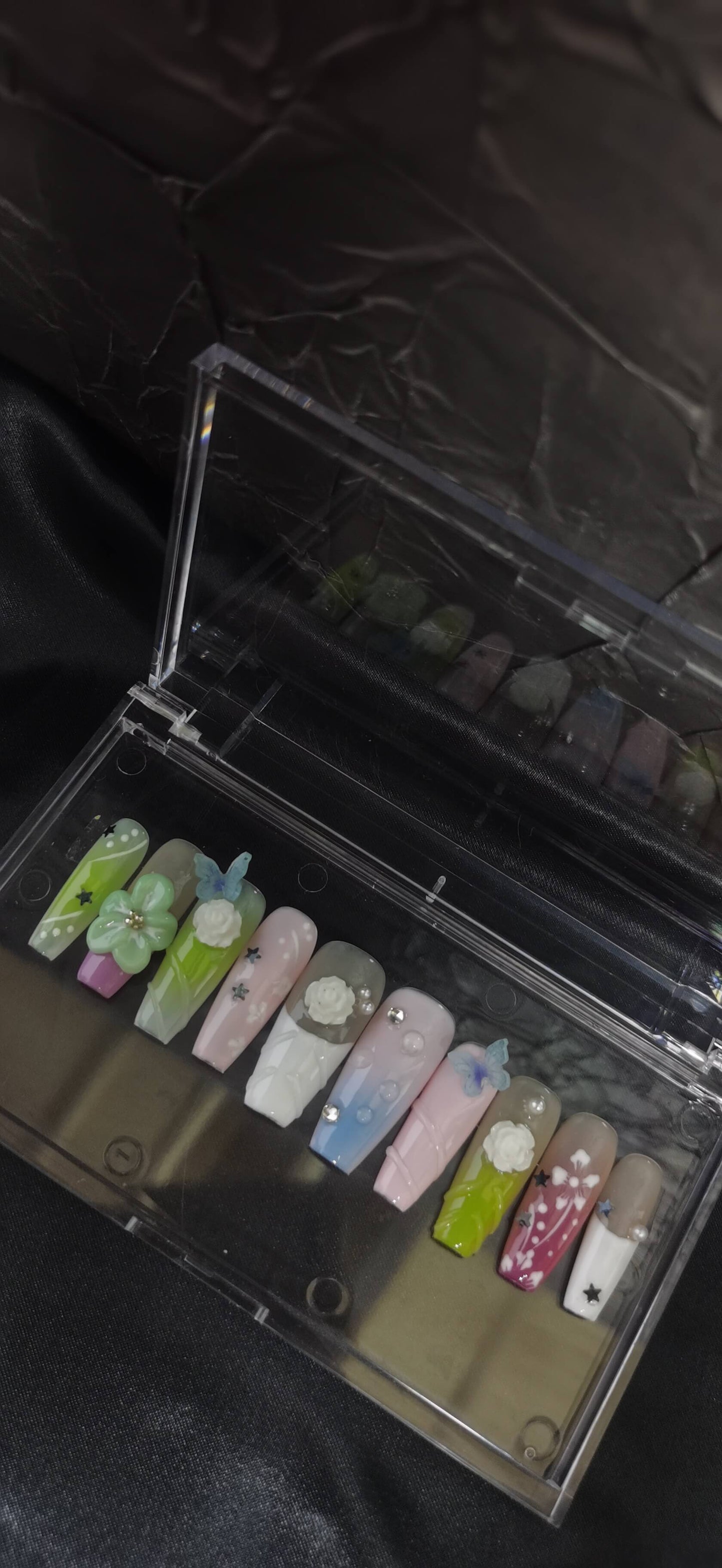 (L Size) 3D Flower Handmade Press on Nails