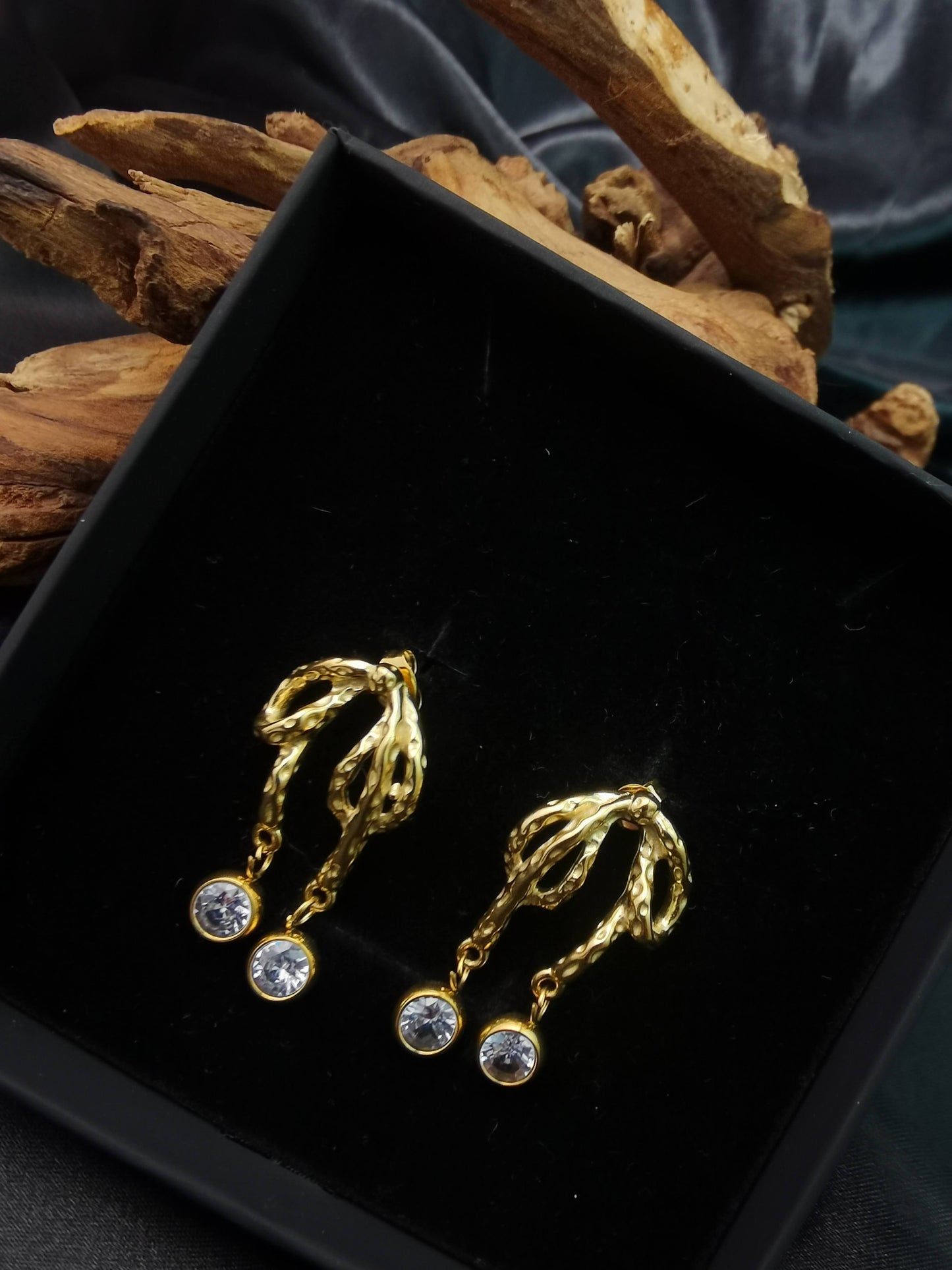 Bow knot Earrings Zircon 18k gold-plated Titanium Steel Jewelry GMJE001