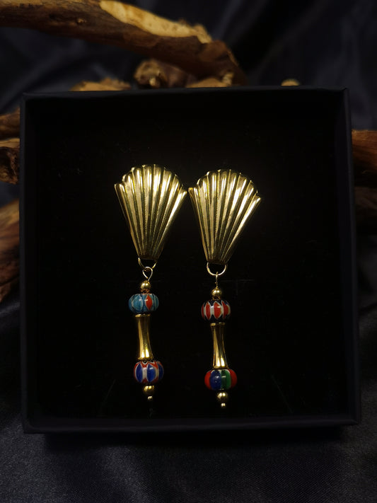 Shell shaped Earrings 18k gold-plated Titanium Steel Nepal natural stone GMJE011