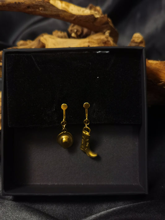 Huggie Cowboy Earrings 18k gold-plated Titanium Steel GMJE042
