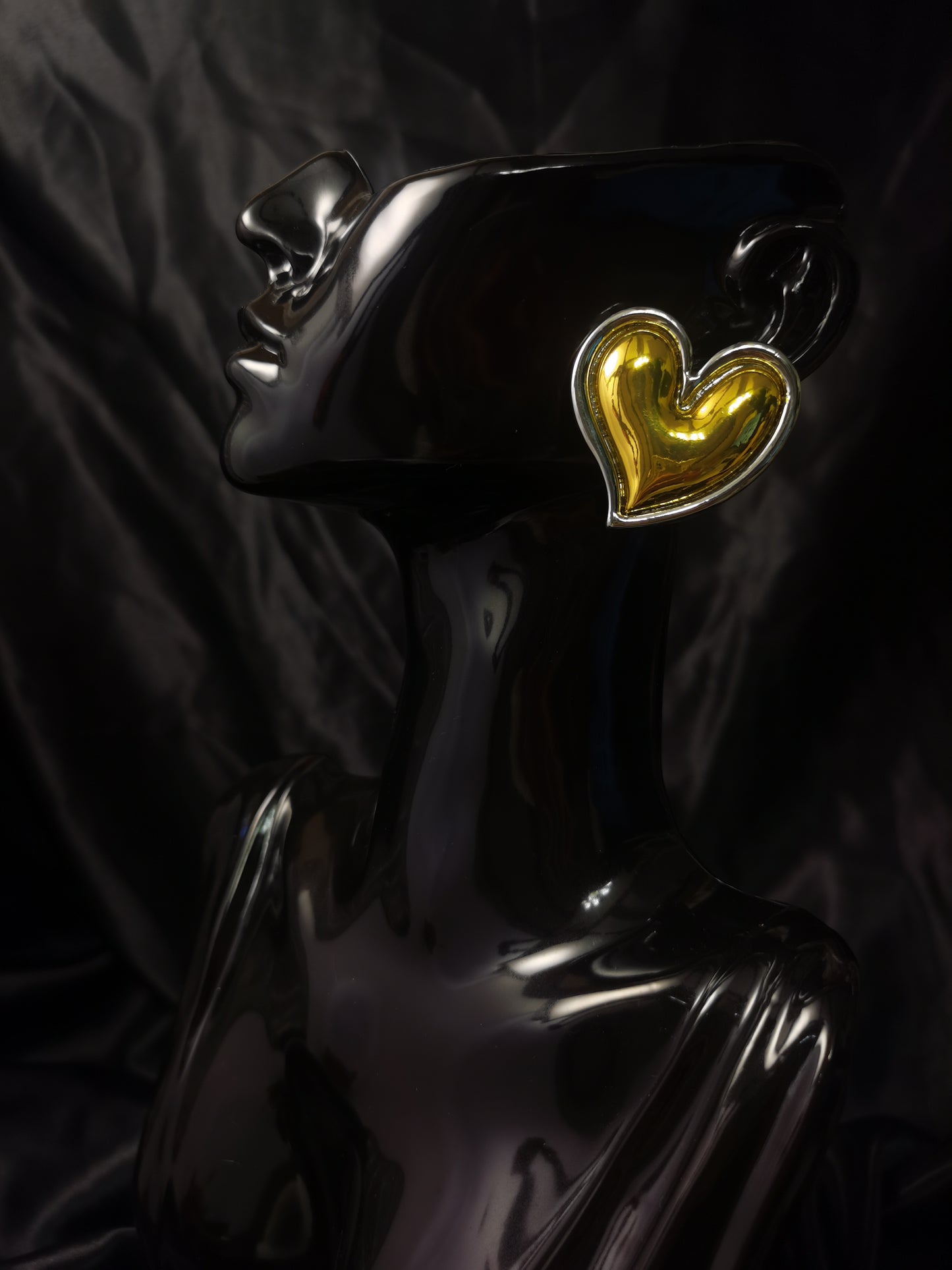 Heart  Earrings 18k gold-plated Titanium Steel GMJE044