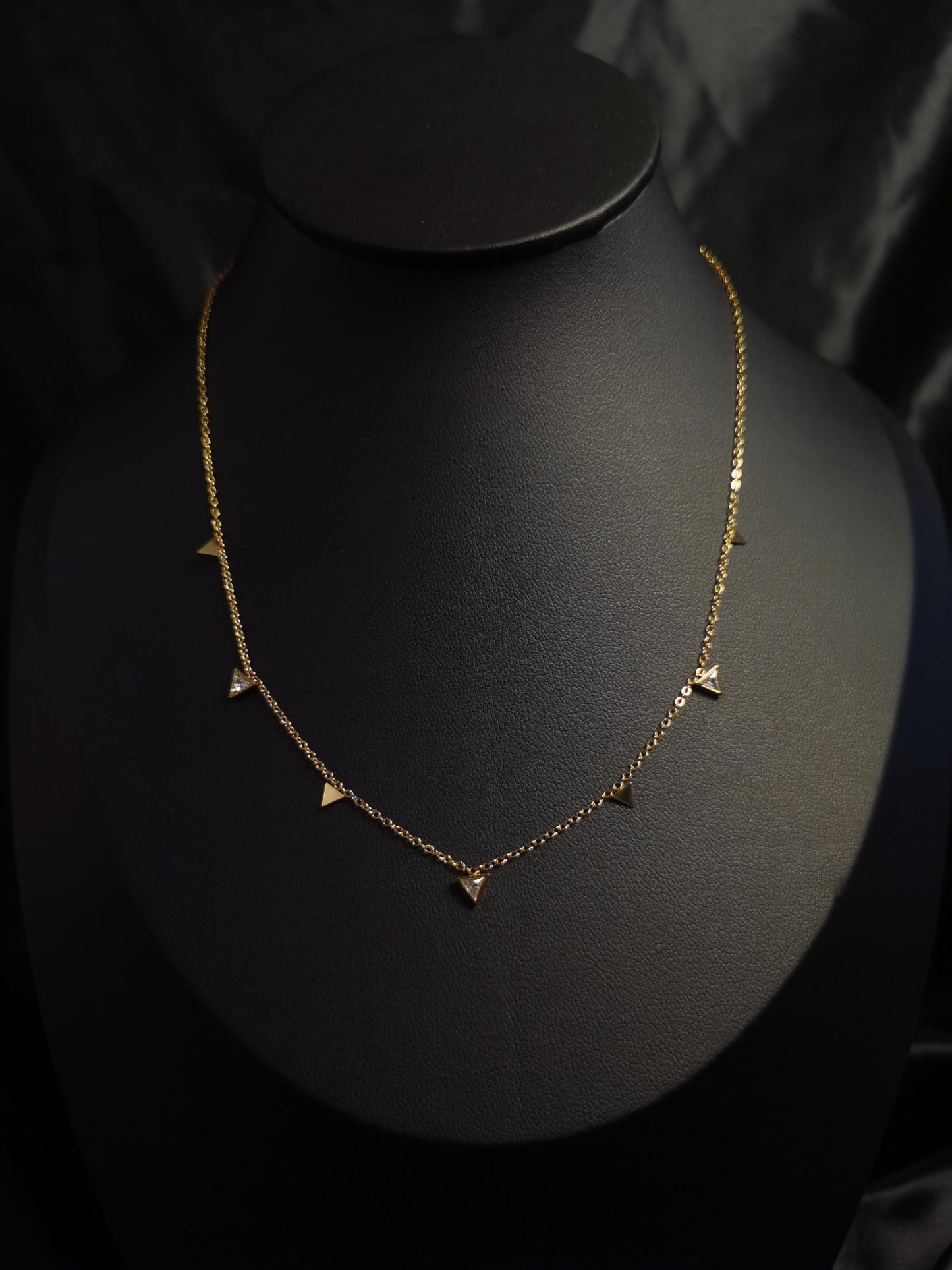 Tiny Triangle Necklace 18k gold-plated Titanium Steel  chain Trendy Jewelry 2025 GMJN025