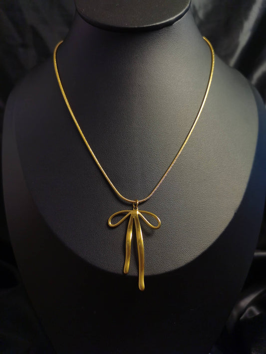 Bow knot belt Necklace 18k gold-plated Titanium Steel round snake chain Trendy Jewelry 2025 GMJN033