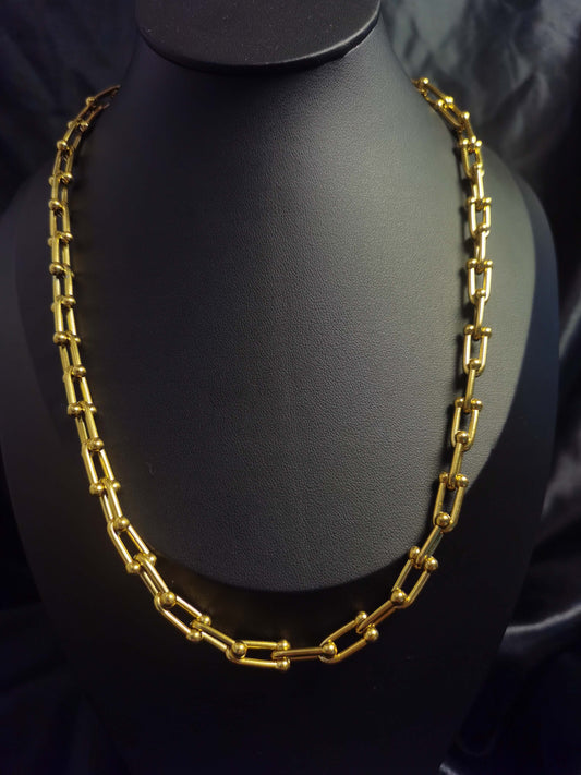 Horseshoe Chain Necklace 18k gold-plated Titanium Steel Trendy Jewelry 2025 GMJBC020
